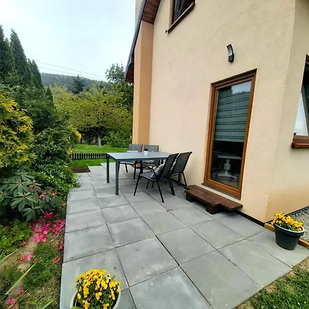 W Ogrodku Feriehus Bardo